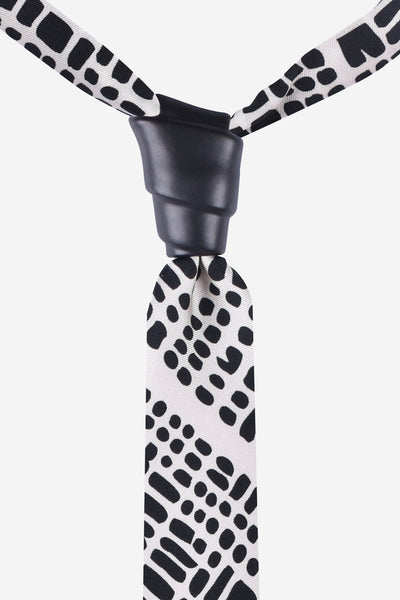 Mens-silk-tie-with-japanese-designer-pattern-and-ceramic-van-wijk-knot-yojo